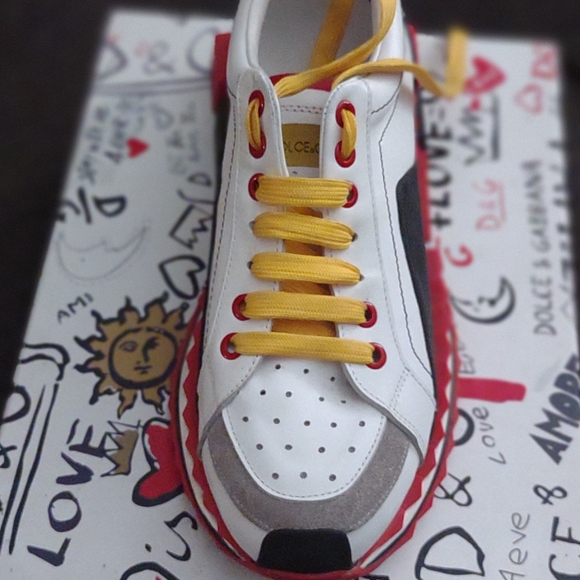 Shoes - Picture 2 of 3